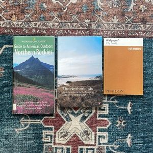 TRAVEL BOOK BUNDLE